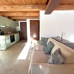 Apartmán Affittimoderni - Pdl23 *